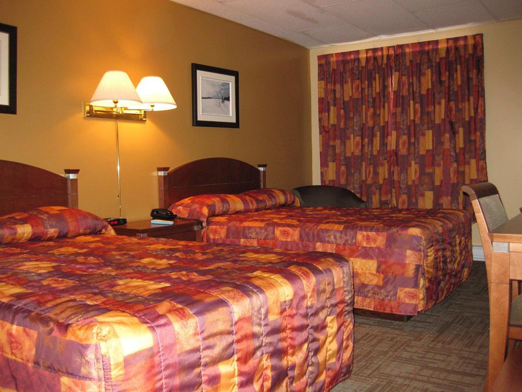 Hotel Matagami Room photo