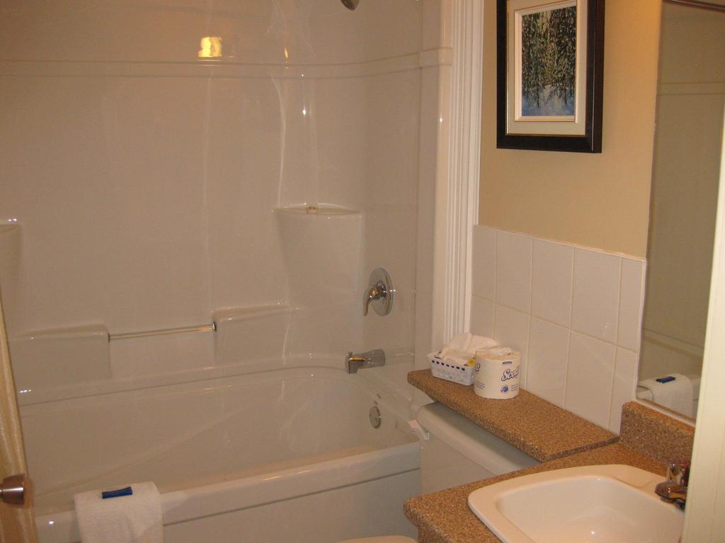 Hotel Matagami Room photo